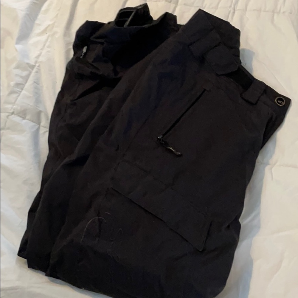 Salomon size small women snow pants